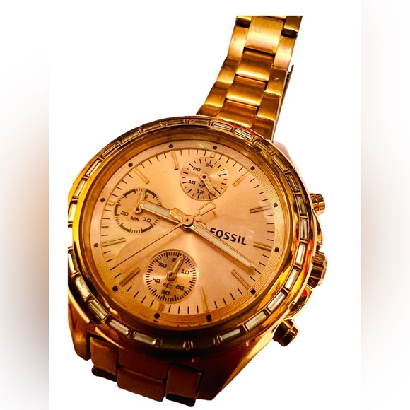 Fossil Women's CH2826 Dylan Rose Gold-Tone Chronograph Watch - Picture 2 of 4